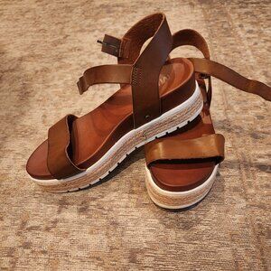 MIA Sandals